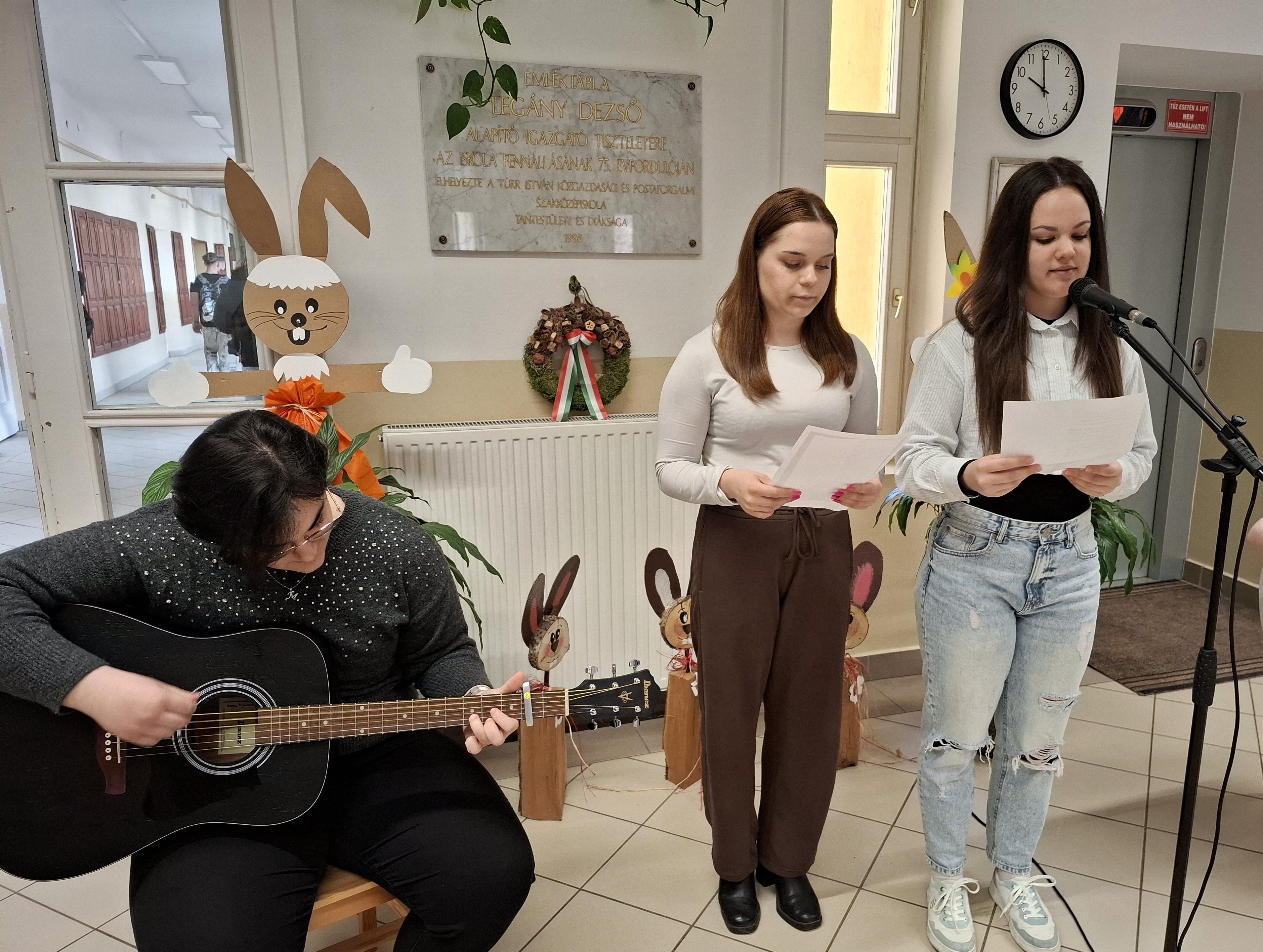 MAGYAR KÖLTÉSZET NAPJA 