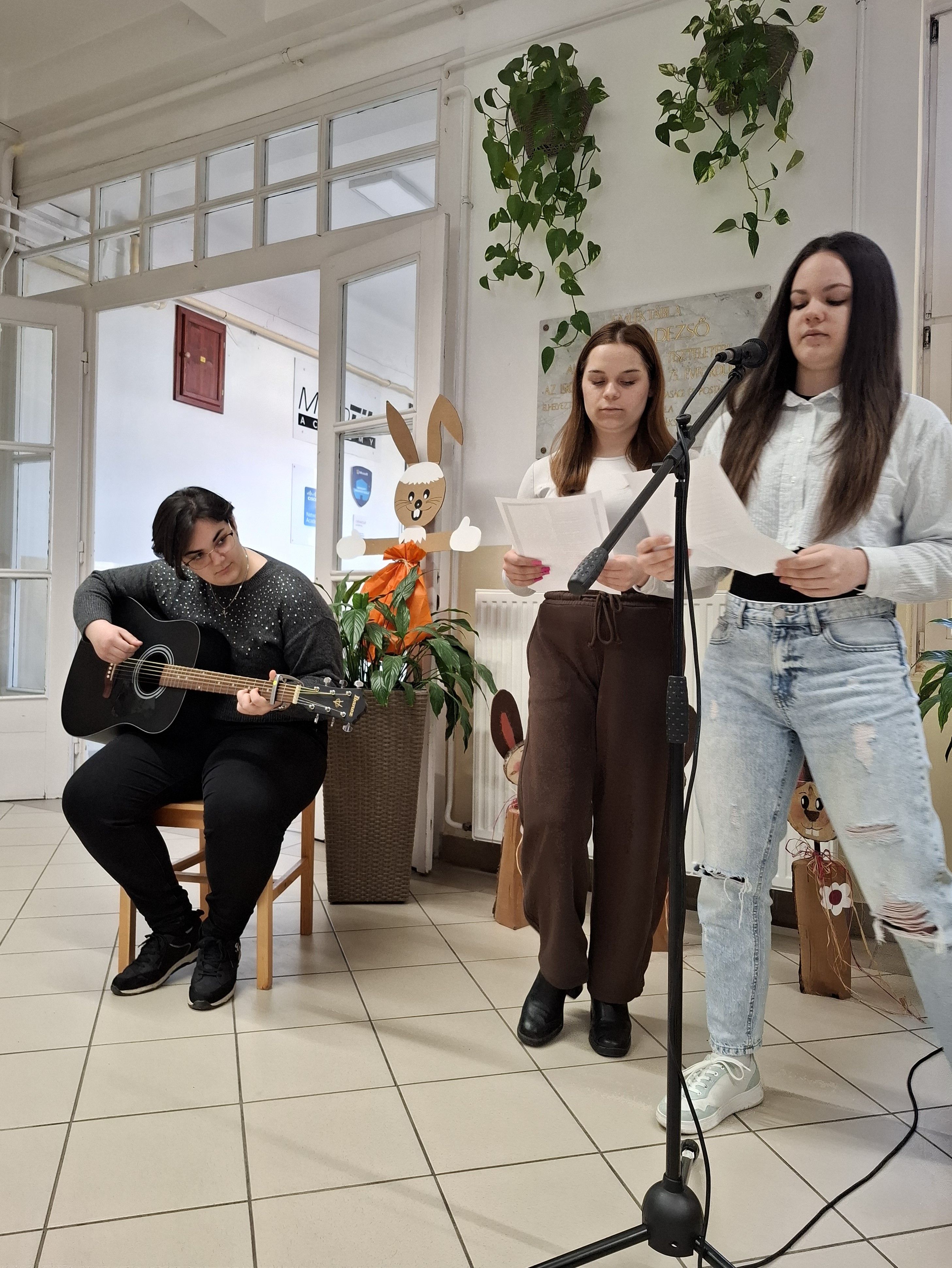 MAGYAR KÖLTÉSZET NAPJA 