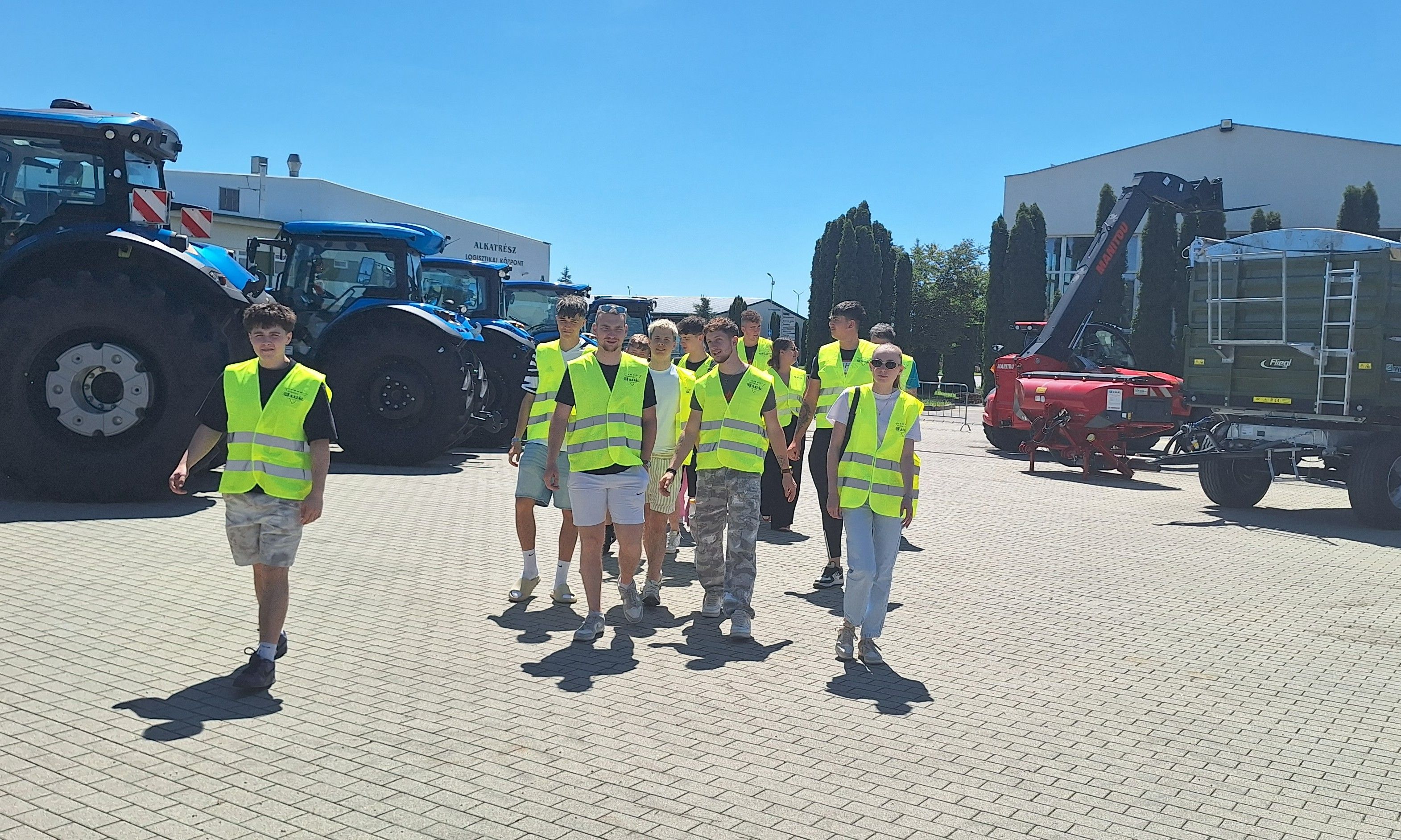 axial