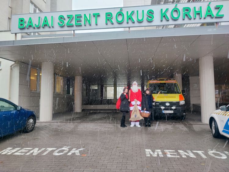TÜRRÖS TÉLAPÓ A BAJAI KÓRHÁZ GYEREKOSZTÁLYÁN IS