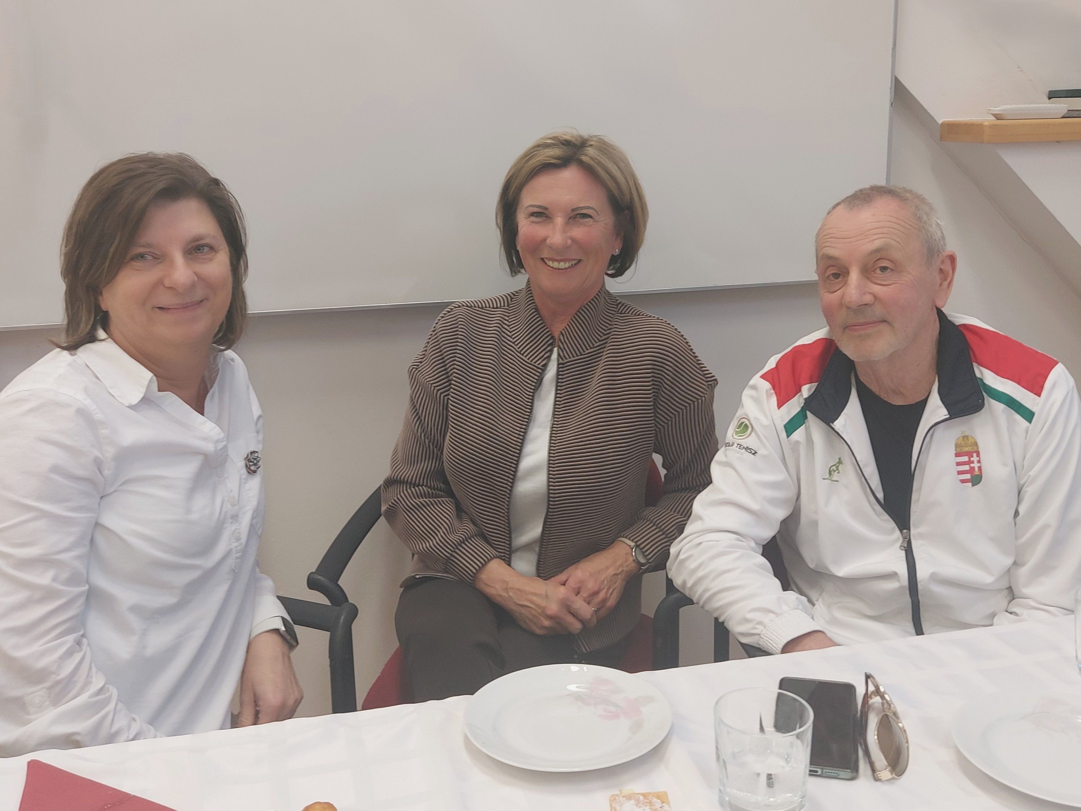 nyugdíjas_találkozó