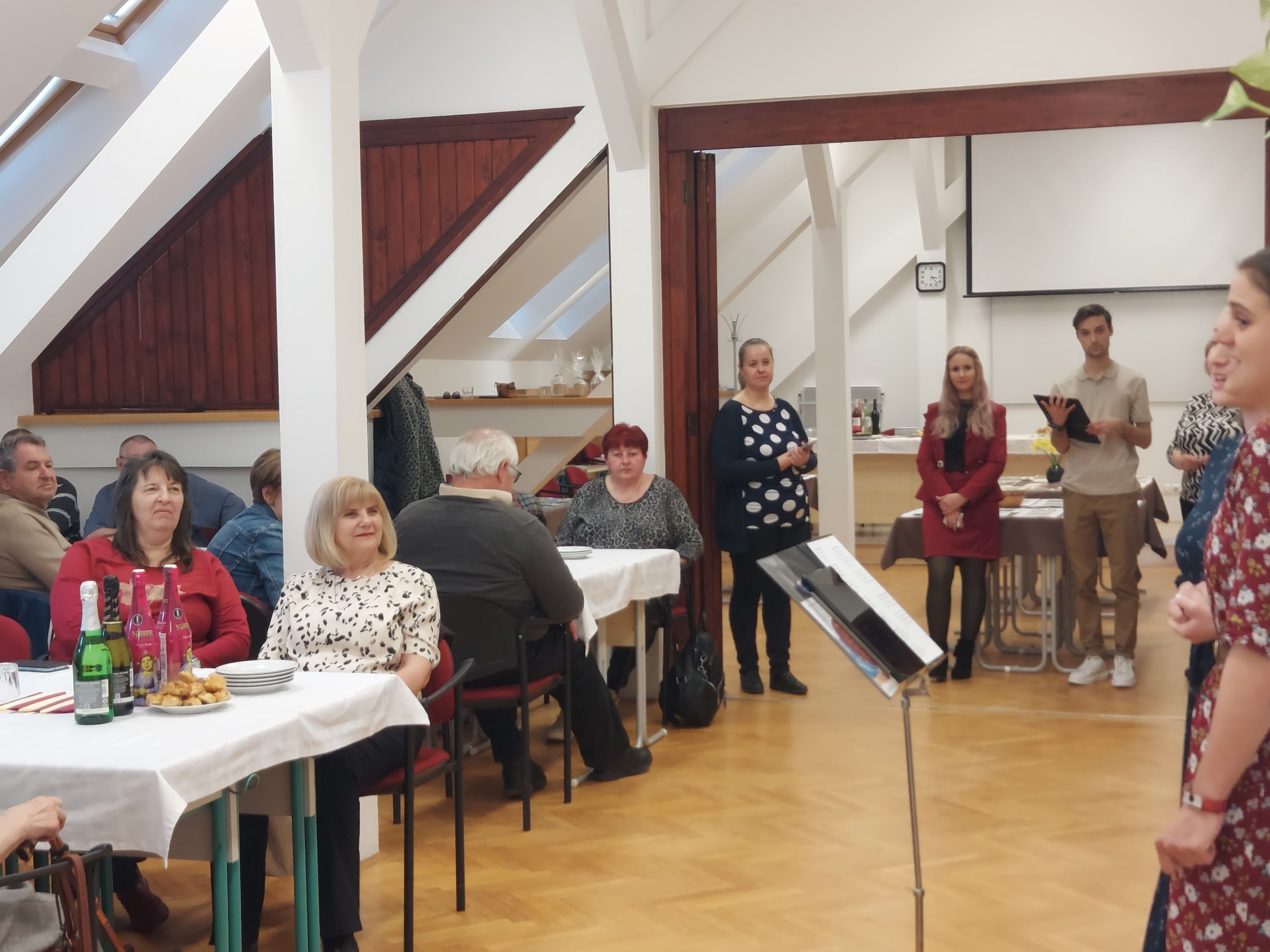 nyugdíjas_találkozó