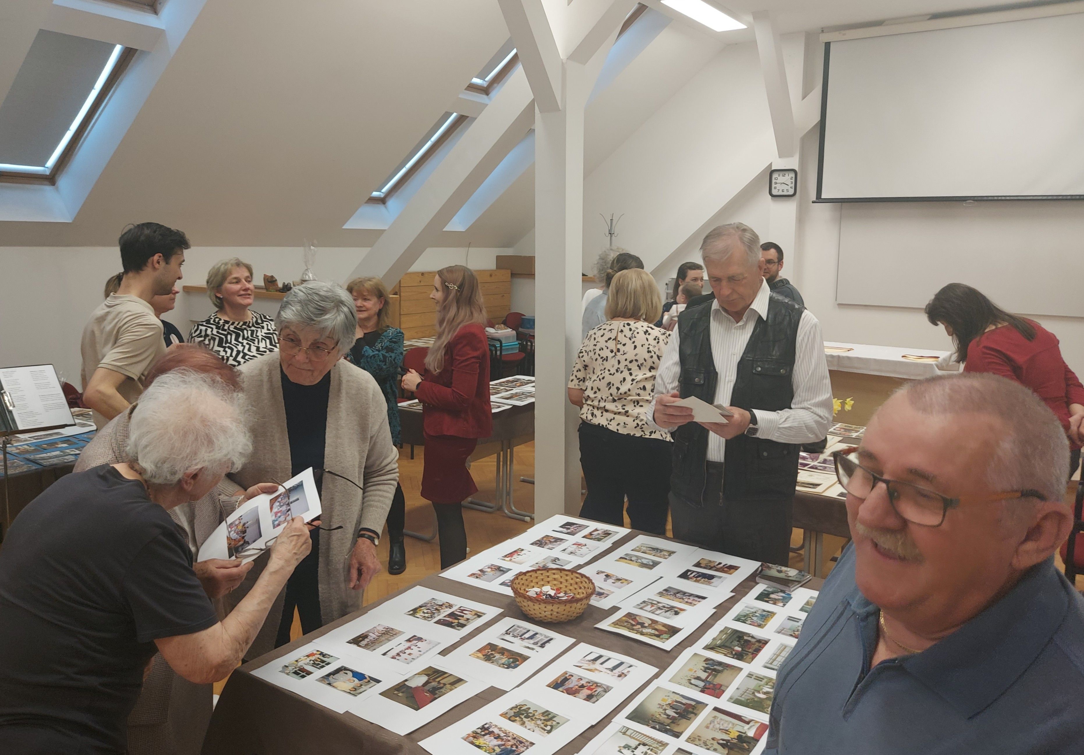 nyugdíjas_találkozó